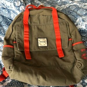 Feed vintage bag target collection